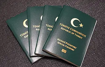 Mimar ve mühendislere 'pasaport' teklifi gazetecilerin beklentisini artırdı