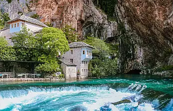 Mostar'daki 600 yıllık Türk mirası Blagay Tekkesi, yüz binlerin uğrak noktası