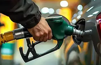 Motorine yeni zam geliyor! Yarın gece yarısı geçerli olacak