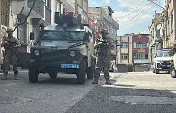 Polise mukavemet gösteren şahıs özel harekat operasyonu ile yakalandı