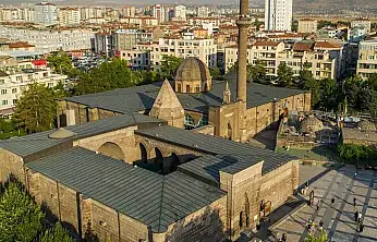 Selçuklu'nun eşsiz eseri Hunat Hatun Külliyesi ziyaretçilerini büyülüyor