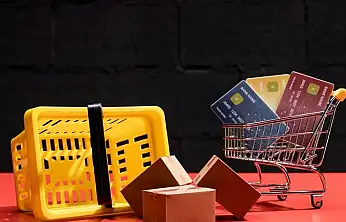 Tüketim kültürü ekonomik gerçeklerin önüne mi geçiyor?