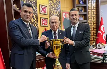 Türk Boks Federasyonu'ndan MHP Genel Başkanı Devlet Bahçeli'ye ziyaret