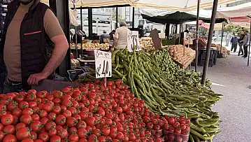 Kayseri'de havalar ısındı pazarda fiyatlar düştü