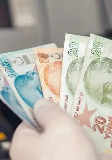 Emekli promosyonunda yarış kızıştı: Hangi banka ne kadar veriyor?