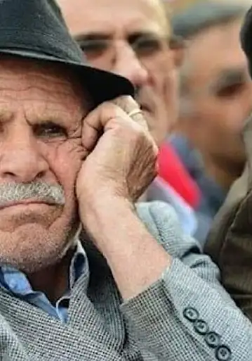 Emeklilik yetmiyor! Milyonlarca emekli geçim için çalışıyor
