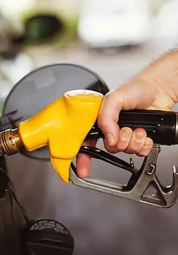 Motorine bir zam daha geliyor! Tabela bu gece değişecek