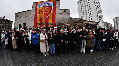 Gazze yürüyüşü için Kayseri'den 12 otobüs hareket etti