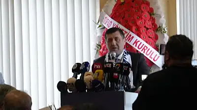 Vekil Ersoy'dan dikkat çeken Kayserispor çıkışı: 632 milyonu Sivasspor'a bağışlasaydık anıtımızı dikerlerdi