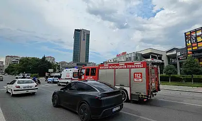 Forum Kayseri'de 'bomba' paniği