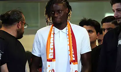 Galatasaray'ın yeni transferi Lesley Ugochukwu, İstanbul'a geldi