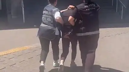 'Yağma' suçundan 10 yıl kesinleşmiş hapis cezasıyla aranan şahıs yakalandı