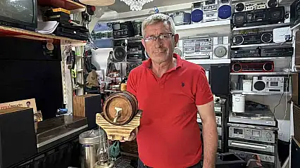 Kayseri'de 10 yıllık hobi nostalji dükkanına dönüştü