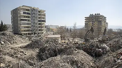 123 kişinin öldüğü Ebrar Sitesi davasında müteahhide 17 yıl hapis cezası