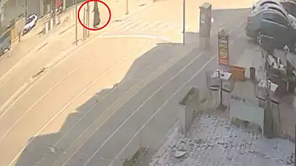 Bursa'da yaya geçidinde dehşet anları