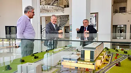 ERÜ'de 3D Baskı Yapı Malzemeleri Geliştirme Projesi tanıtıldı
