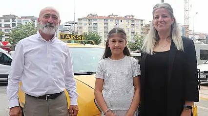 İzmir'de taksici, minik kızın hayatını dakikalar içerisinde kurtardı