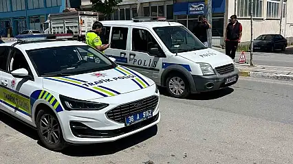 Kaza yapan motosiklet sürücüsü ağır yaralandı