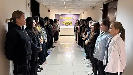 Masaj ve SPA salonlarında kaçak çalıştırılan 31 Taylandlı kadın yakalandı