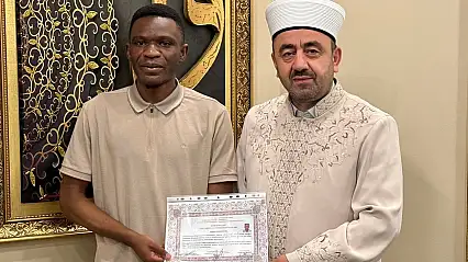 Müslüman olan Zambiyalı Singoma 'Musa' ismini aldı