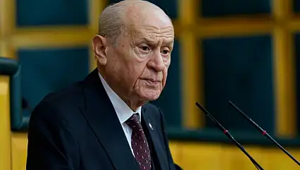 Bahçeli'den Özel'e sert mesaj: Ne Anıtkabir'in bekçisi ne de gençliğin lideri olabilir