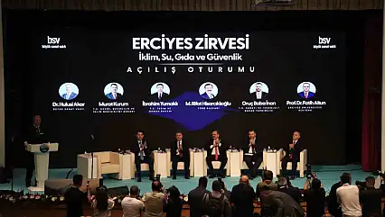 Bakan Kurum: Depremden sonra 2 yılda 455 bin konutu bitirmek kolay iş değil