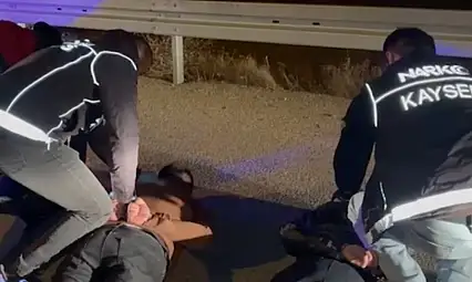 Kayseri'de 1 kilogram narkotik maddenin piyasada sürülmesi engellendi