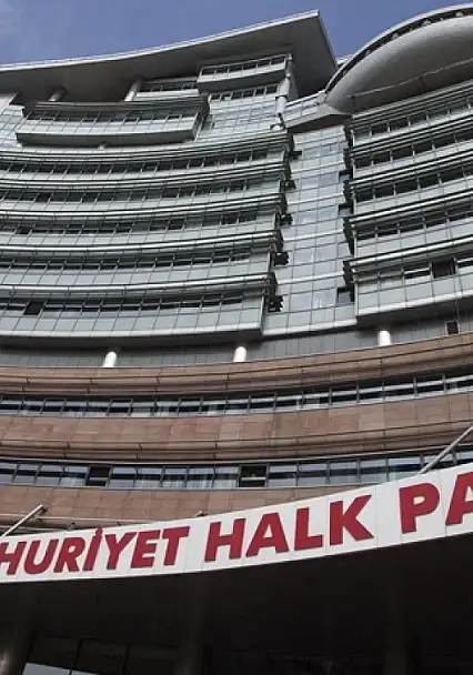 CHP'de yaprak dökümü! 264 eski vekil istifa etti