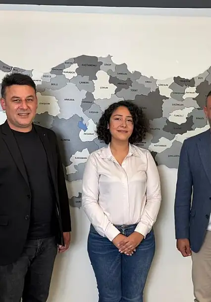 CHP Kayseri'de 3 merkez ilçeye yeni başkan atandı
