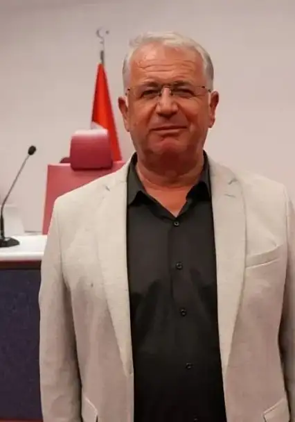 Kesin ihraç talebiyle disipline sevk edilen Çalıksoy, CHP'den istifa etti