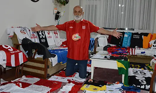 Balıkesir'de 300 formalık koleksiyon