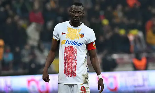 Kayserispor'da Mame Thiam sesleri: Taraftar istiyor, maliyet düşündürüyor