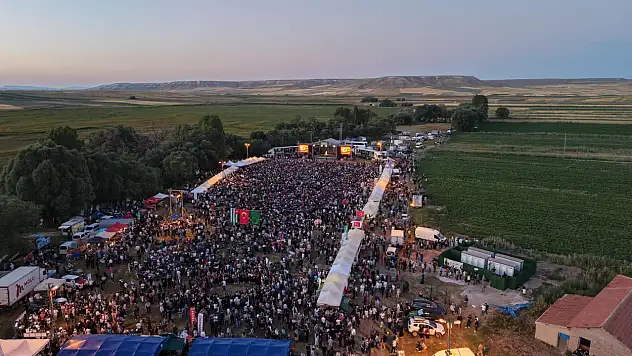 10'uncu Uluslararası Uzunyayla Çerkes Festivali Pınarbaşı'nda düzenlendi