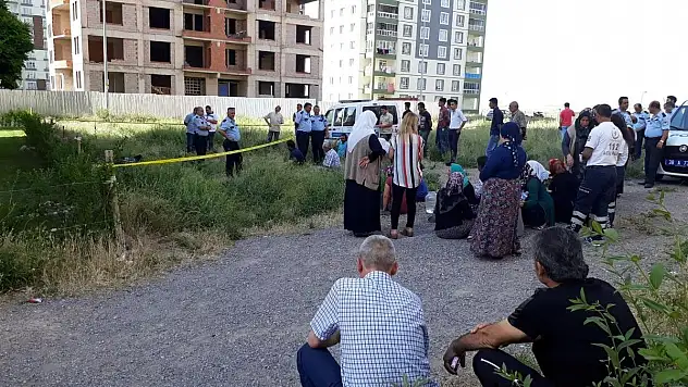 11. kattan düşen 19 yaşındaki genç kız hayatını kaybetti