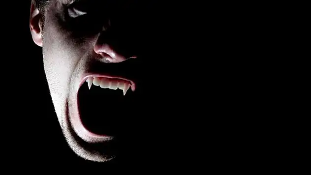 13 YAŞINDA KAN TATTI! TÜRK 'VAMPİR' YAŞADIĞI HİSSİ ANLATTI: İÇİMDE İKİ FARKLI İNSAN VAR