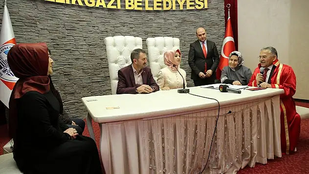 14 Şubat'ta 23 Çift Melikgazi'de 'Evet' dedi