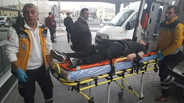 16 Yaşındaki Genç Yaralı Halde Bulundu