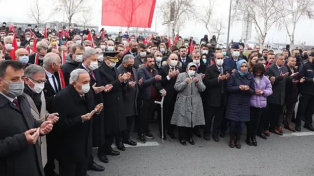 17 ARALIK ŞEHİTLERİ 5'İNCİ YILINDA ANILDI