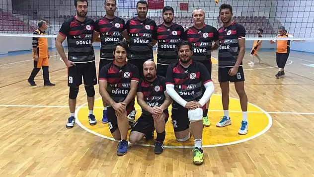 KURUMLARARASI VOLEYBOL TURNUVASINDA FİNAL HEYECANI