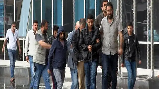 4 DEAŞ'lı hakim karşısında