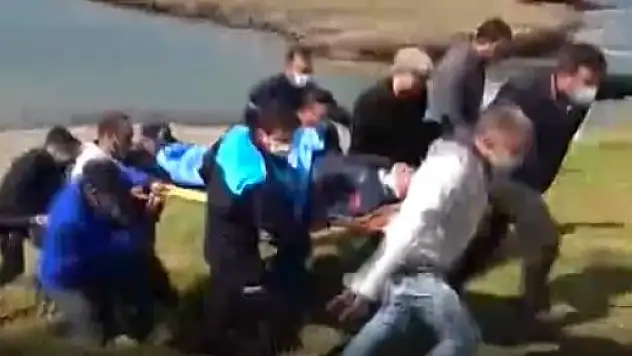 İZMİR'DE ASKERİ UÇAK DÜŞTÜ!
