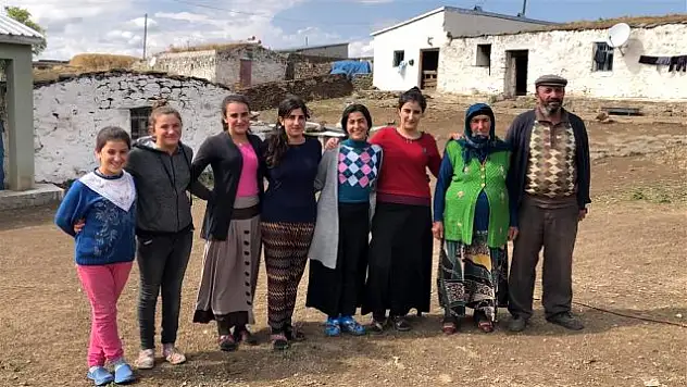 7 KIZ BABASI, YAPTIKLARI İLE GÖNÜLLERİ FETHETTİ