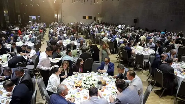 81 İLE YENİ KORONA GENELGESİ! 1 ARALIK TARİHİNE KADAR YAPILMAYACAK