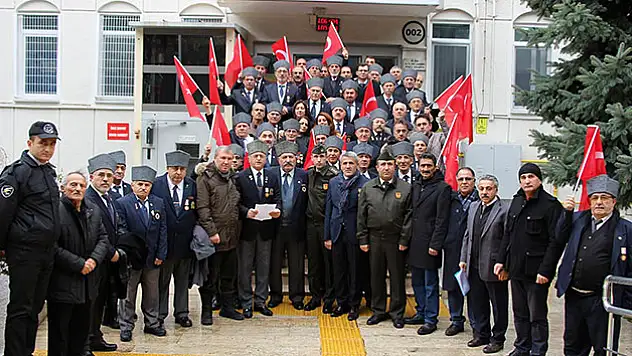 Gaziler askerlik başvurusu yaptı