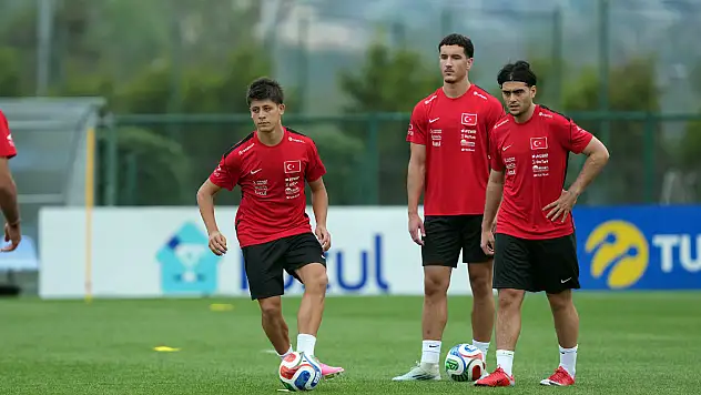 A Milli Futbol Takımı, iki günlük iznin ardından çalışmalara başladı