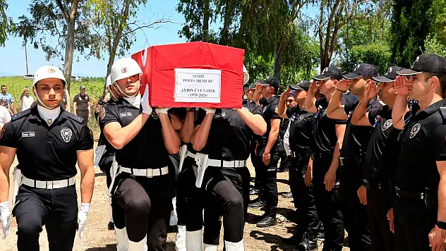 Adanalı şehit Aydın Üyenarık son yolculuğuna uğurlandı