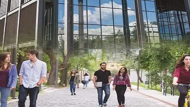AGÜ'NÜN YENİ REKTÖRÜ BELLİ OLDU