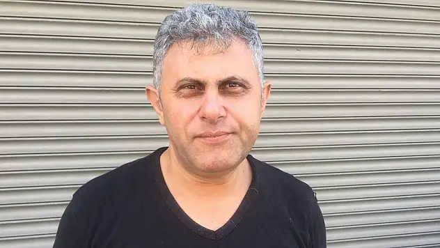 AJAN GİBİ TAKİBE ALDI, HIRSIZI YAKALAYIP POLİSE TESLİM ETTİ