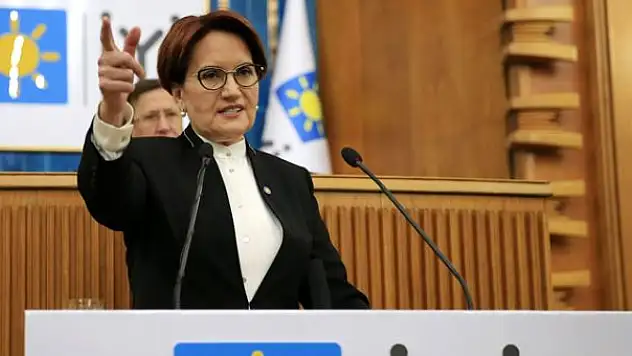 Akşener: Celal Adan hepimize 'Nesebi gayrı sahih' dedi