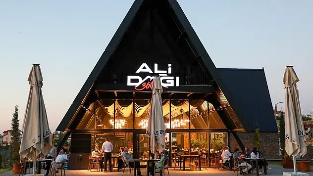 ALİ DAĞI'NDAKİ '360 KAFE' BÜYÜK İLGİ GÖRÜYOR
